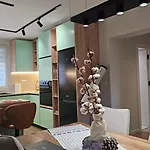 Apartment Elegant One Bedroom Myslym Shyri Tirana