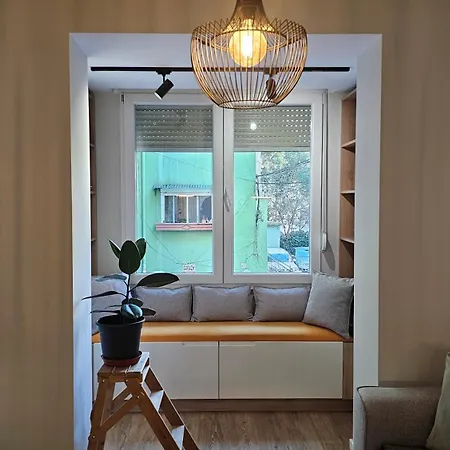 Apartament Elegant One Bedroom Myslym Shyri