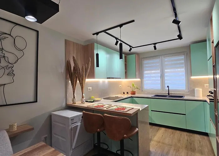 Διαμέρισμα Elegant One Bedroom Myslym Shyri