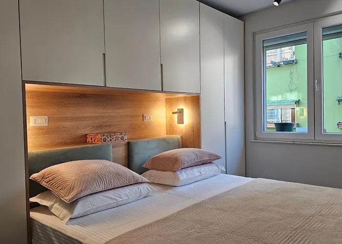 Elegant One Bedroom Myslym Shyri Διαμέρισμα Τίρανα