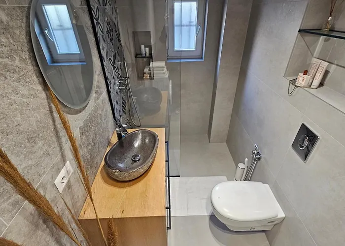 Elegant One Bedroom Myslym Shyri Διαμέρισμα *