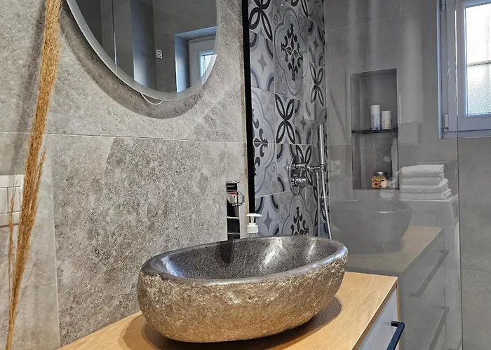 Elegant One Bedroom Myslym Shyri Διαμέρισμα